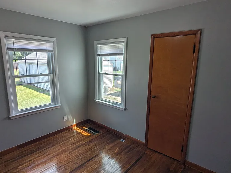 239 S Evans Rd — Photo 4