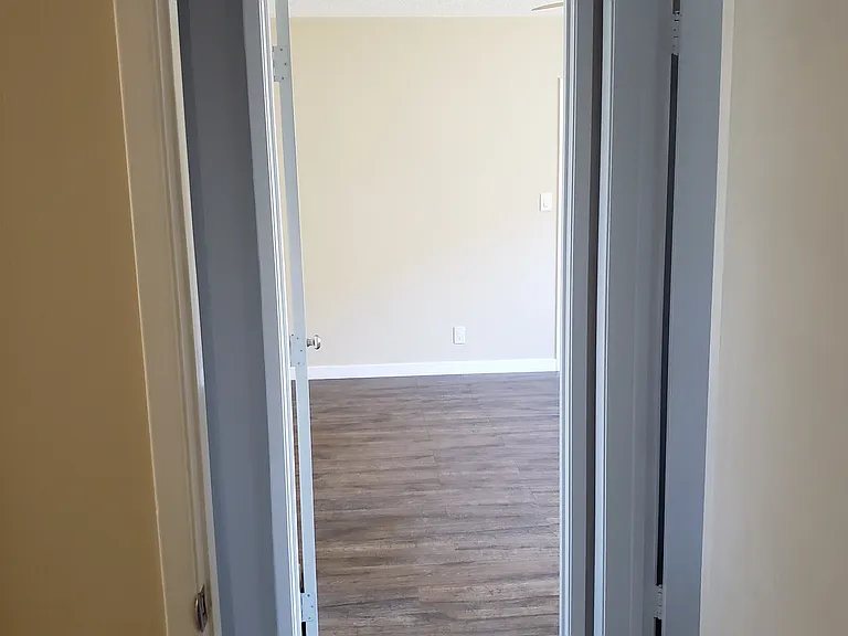 630 N Toluca Park Dr — Photo 29