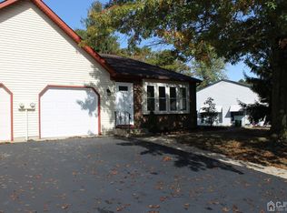 13B Deerfield Dr, Whiting, NJ