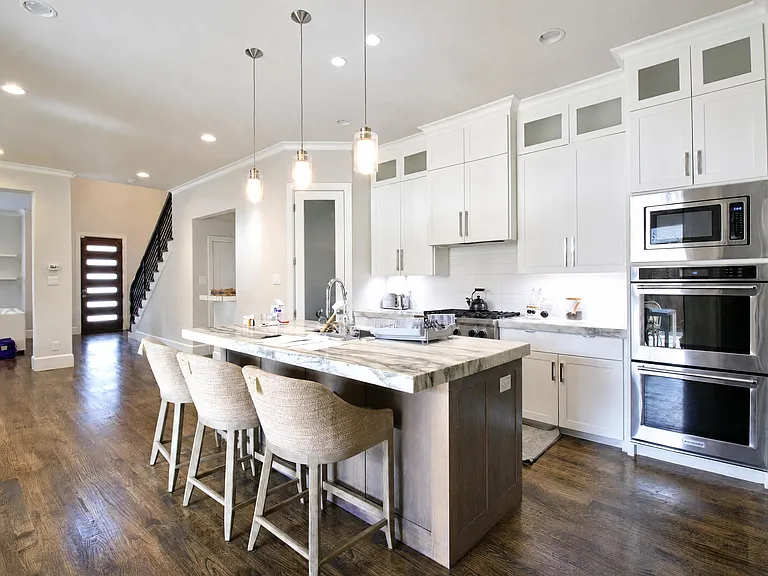 6614 Del Norte Ln — Photo 2