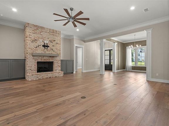 4th image of 11484 Redfern Rd