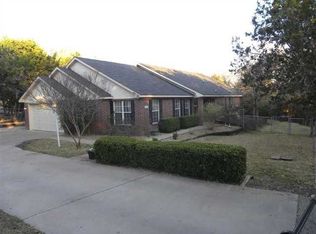 13 Roy Bean Dr, Morgans Pt Resort, TX 76513