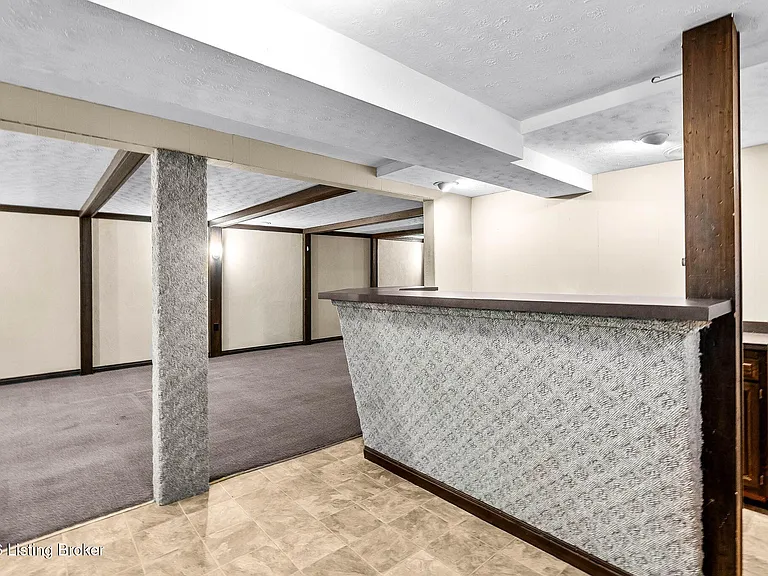 7506 Pimlico Dr — Photo 27