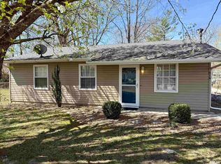 614 S Elm St, Carterville, IL 62918