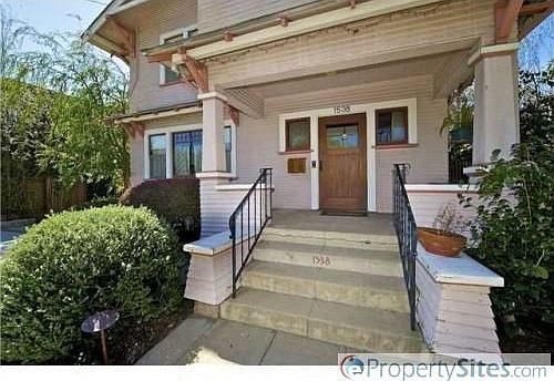 3rd image of 1538 Granada Ave