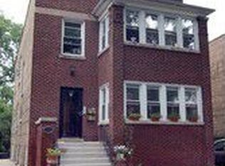 1215 Cleveland St, Evanston, IL 60202