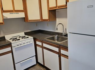 17 Felker St, Rochester, NH 03839