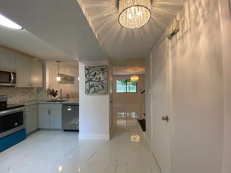 6246 Peregrine Ct — Photo 11