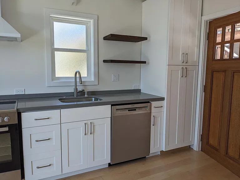 1722 Sonoma Ave — Photo 19