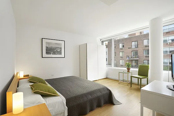 Sold by Corcoran | media 20