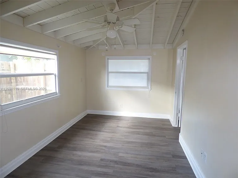 2148 NE 182nd St — Photo 21
