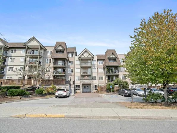 12083 92a Ave #207, Surrey, BC V3V 8C8
