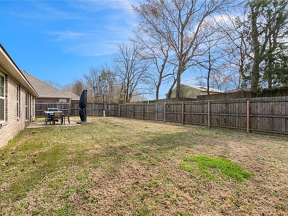 4th image of 5612 Thomas Rd