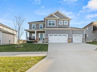 418 W High Rd, Norwalk, IA 50211