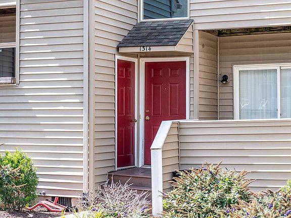 5th image of 1314 Bradley Dr