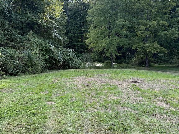 4th image of 274 Hanks Hill Rd