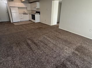 917 Sunset St APT 201, Longmont, CO 80501