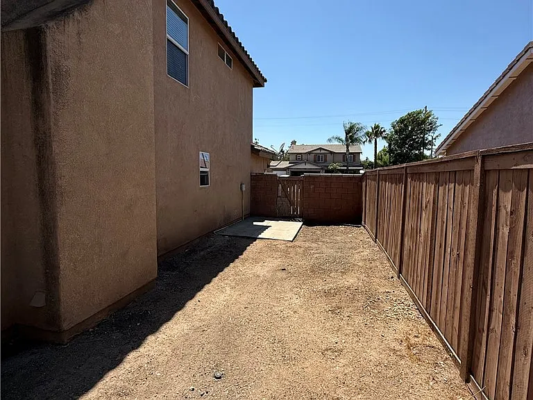 33072 Gypsum St — Photo 18