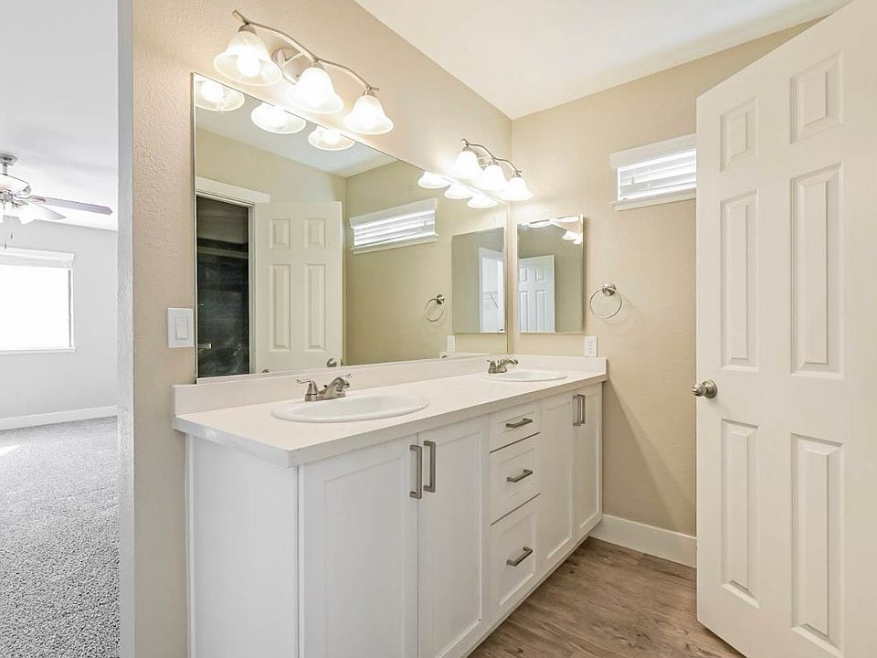 1st image of 7109 Powderhorn Cir #1