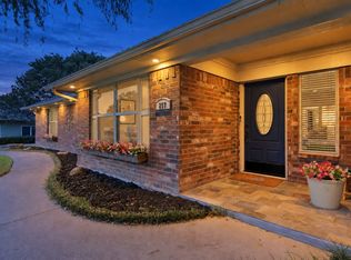 257 Willow Ridge Rd, Fort Worth, TX 76103