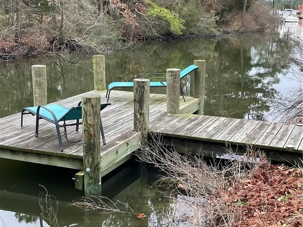 105 Glenn Cv, Seaford, VA 23696