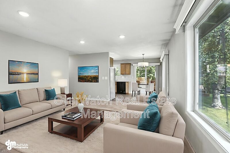 1st image of 8611 Augusta Cir