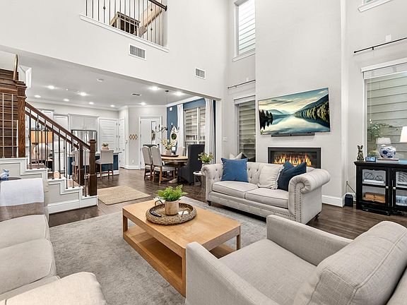 5th image of 3504 Vista Terrace Ln