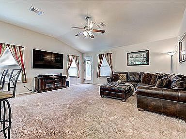 5th image of 18401 Piedra Dr
