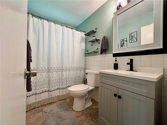 5th image of 514 S 72nd St