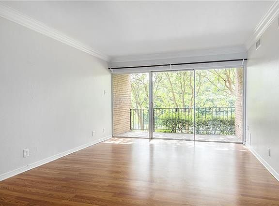 2nd image of 504 E Avenue J APT A