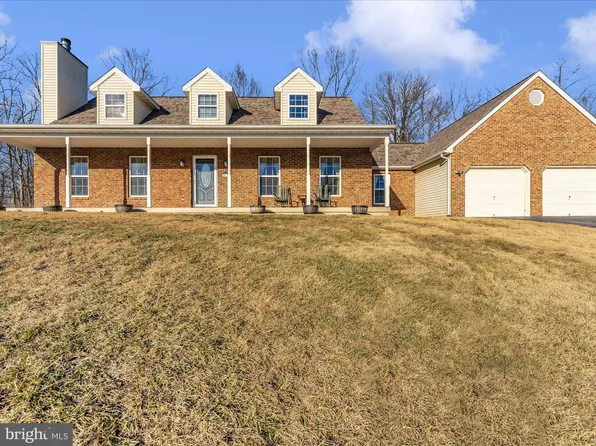 10723 Greenwich Dr, Williamsport, MD 21795