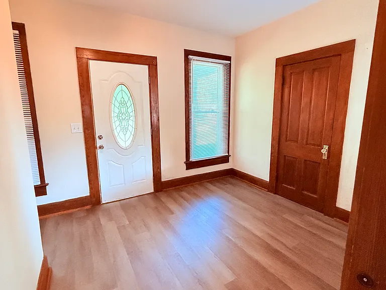 434 S Perry St — Photo 21