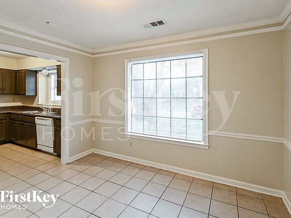 4th image of 4415 Sunnyslope Dr