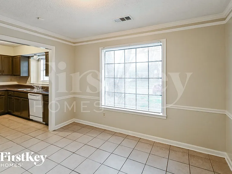 4415 Sunnyslope Dr — Photo 4