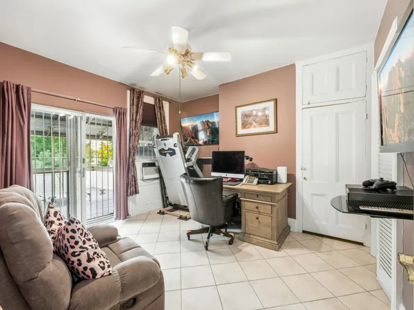 87 Sherman Place image 18 of 37