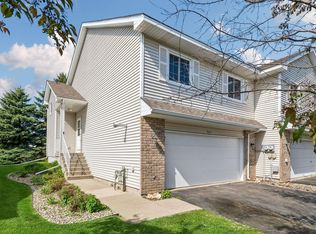 917 Countryside Rd, Waconia, MN 55387