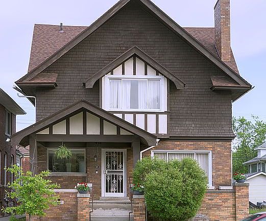 2nd image of 87 Pingree St