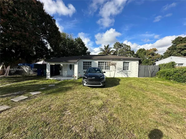 2561 NW 153rd St, Miami Gardens, FL 33054