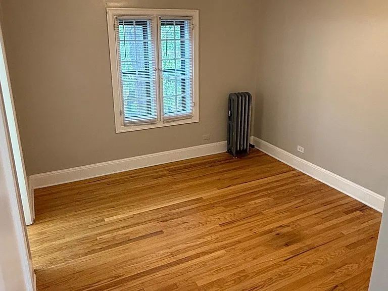 Frances Apartments — Photo 16