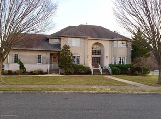2 Cubero Ct, West Long Branch, NJ 07764