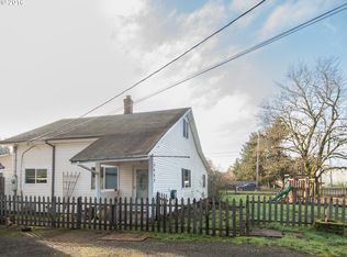 2682 SE Minter Bridge Rd, Hillsboro, OR 97123