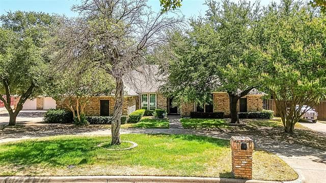 1st image of 12016 Saddlehorn Ln