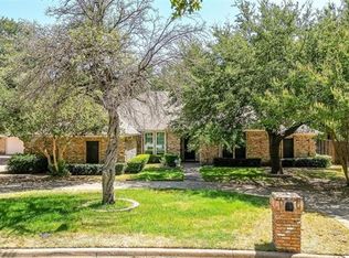 12016 Saddlehorn Ln, Mansfield, TX 76063