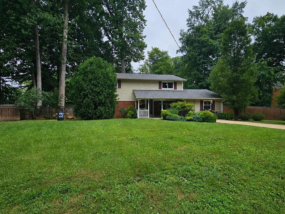 1st image of 8913 Cromwell Dr
