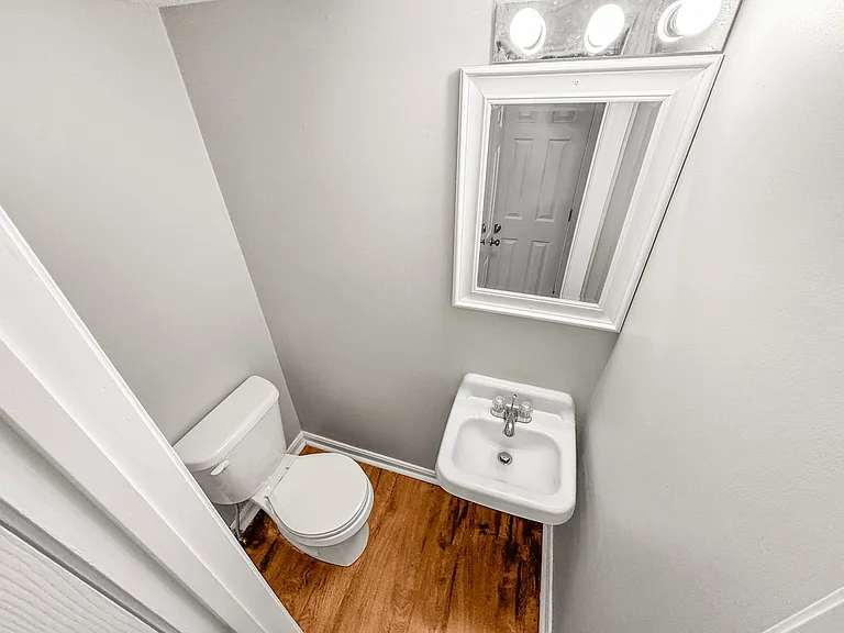 Experience comfortable and stylish living at Creek Ridge Crossing — Photo 4