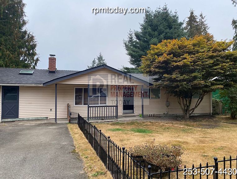 1st image of 30420 2nd Ave S #A