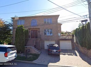 33 Oakdale Ave, Staten Island, NY 10304