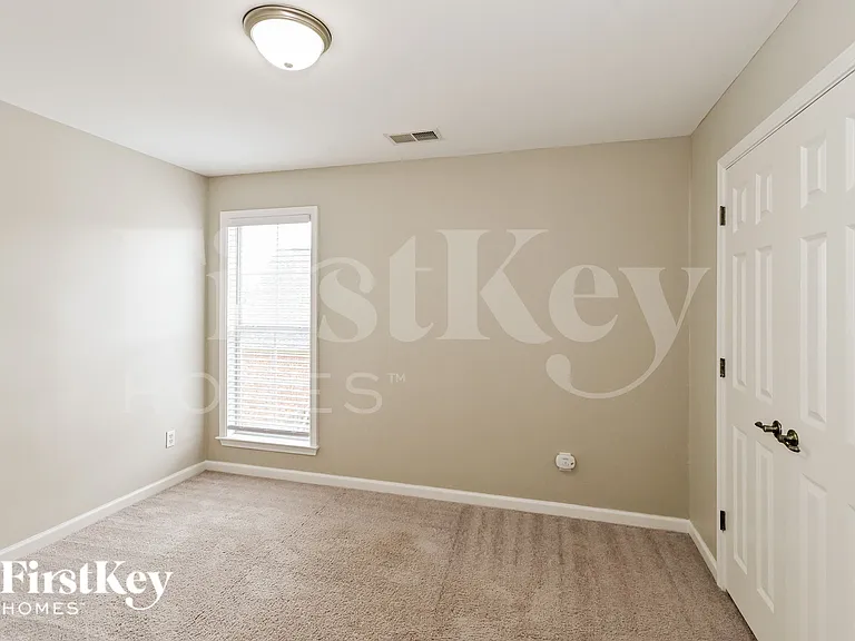 6345 Renwood Loop — Photo 11