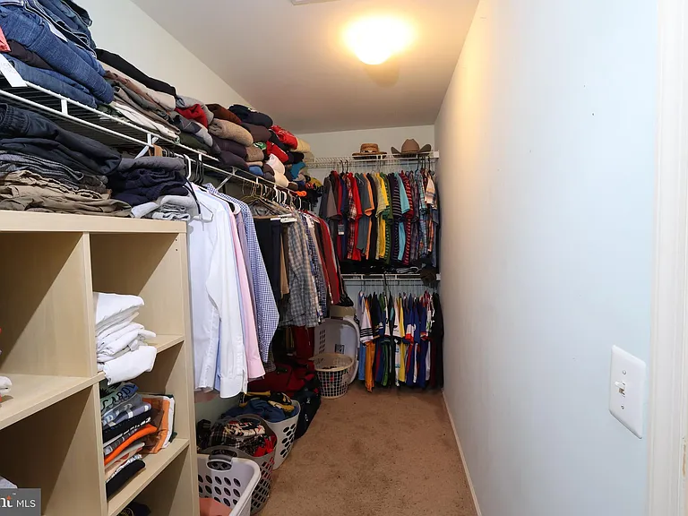 701 Monroe Point Dr — Photo 15