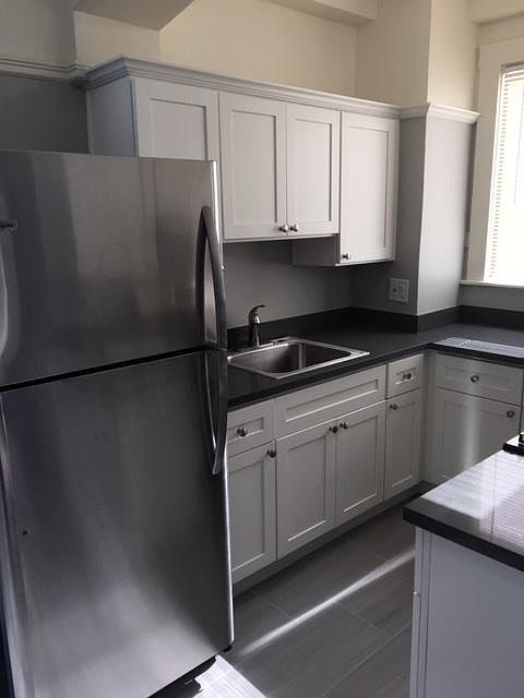 1st image of 924 Fulton St #305